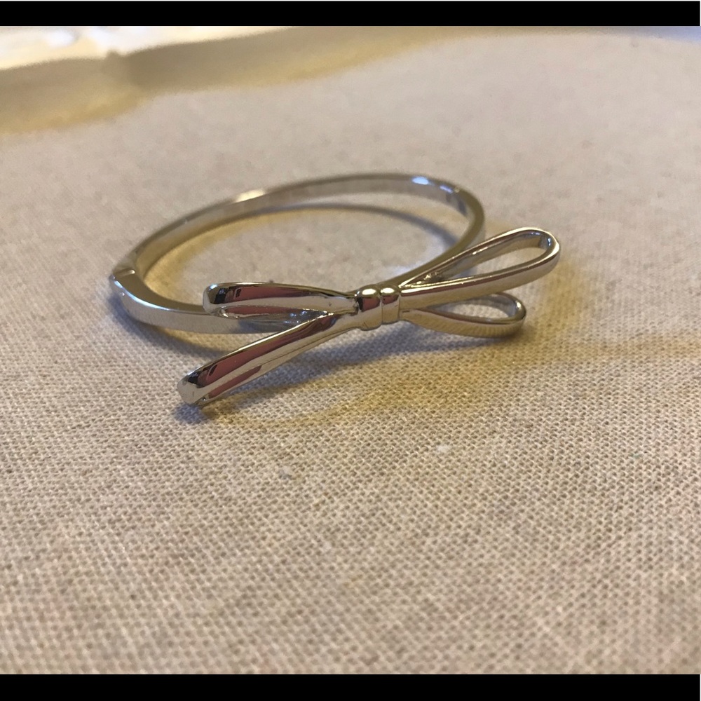 Kate spade bow clasp bracelet